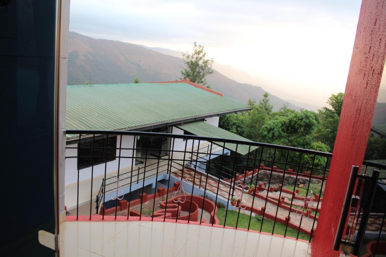 The Greenwood Resort Chikmagalur - Escape To Tranquil Mountain Views Dış mekan fotoğraf